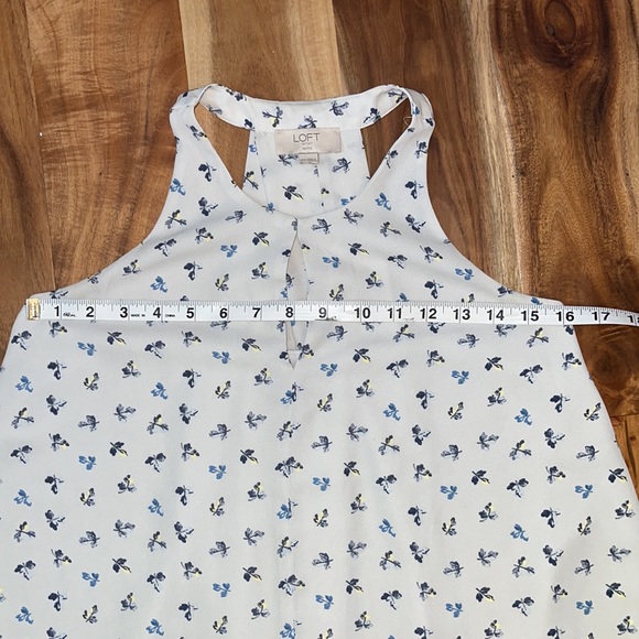 LOFT Light Blue/Gray Chiffon Tank Top - Picture 9 of 12